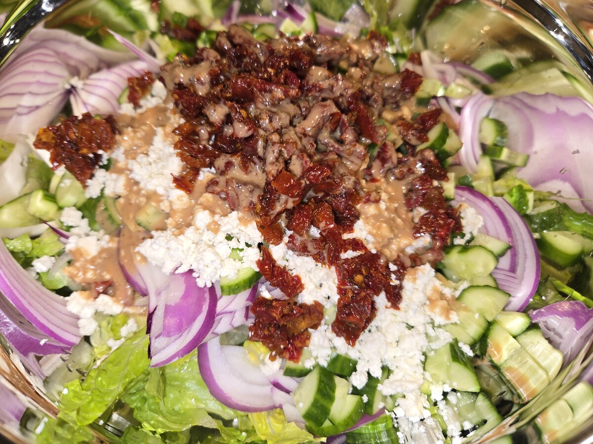Assembled salad